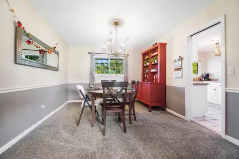 Dining - 26 Thomaston Trl, Springfield, OH 45503 photo 1 of 3