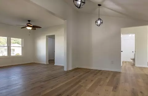 Living - 1408 E Wheeling St, Lancaster, OH 43130 photo 6 of 6