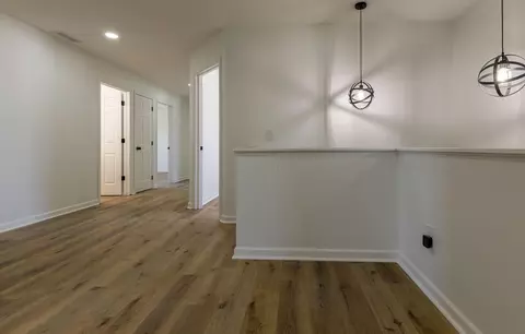 Entry Way - 1408 E Wheeling St, Lancaster, OH 43130 photo 4 of 7