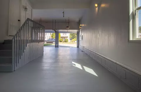 Entry Way - 1408 E Wheeling St, Lancaster, OH 43130 photo 1 of 7