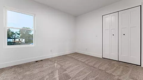 718 3rd St, Philo, OH 43771 photo 28