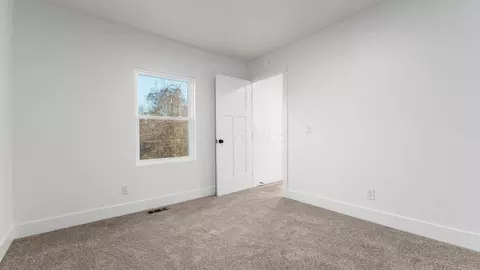 718 3rd St, Philo, OH 43771 photo 27