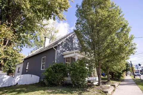 Exterior - 229 E William St, Delaware, OH 43015 photo 10 of 10