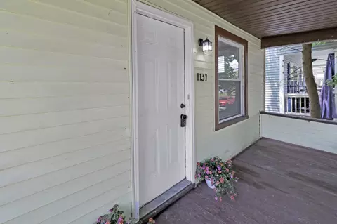 1131 E 16th Ave, Columbus, OH 43211