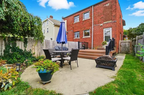 Exterior - 30 E Markison Ave, Columbus, OH 43207 photo 4 of 7