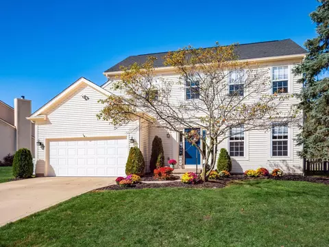 7682 Holderman St, Lewis Center, OH 43035
