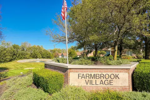 1948 S Farmbrook Crk S #7, Grove City, OH 43123 photo 7