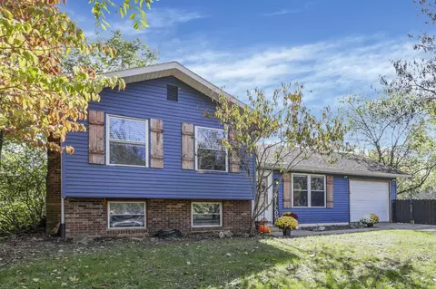 896 Elizabeth Dr, Lancaster, OH 43130