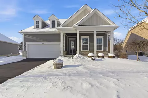 4527 Mcalister Park Dr, Westerville, OH 43082