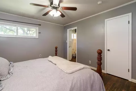 Bedroom - 595 Ridgewood Dr, Circleville, OH 43113 photo 2 of 5