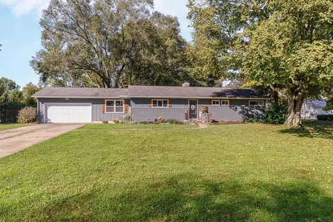 595 Ridgewood Dr, Circleville, OH 43113