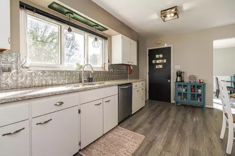 Kitchen - 595 Ridgewood Dr, Circleville, OH 43113 photo 1 of 4