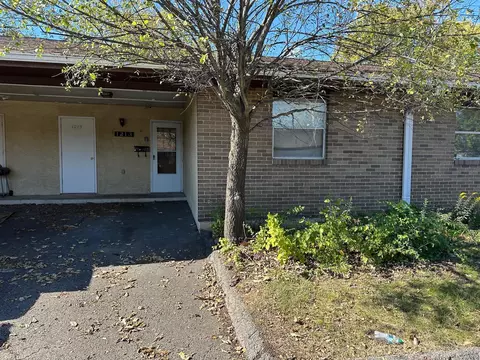 1213 Woodbrook Ct #34, Columbus, OH 43223