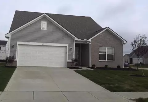 629 Lois Ln, London, OH 43140