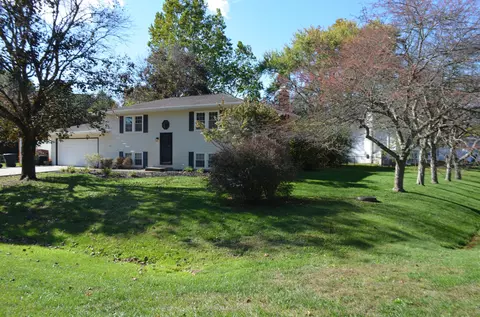 282 River Forest Rd, Pataskala, OH 43062 photo 3