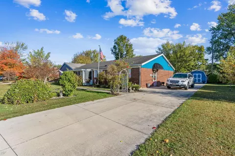 2940 Koop Rd, Lima, OH 45807