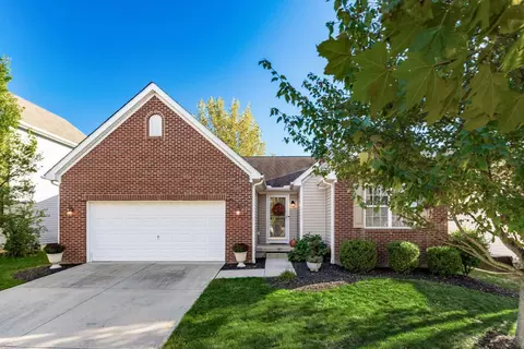 8331 Olympus Ln, Blacklick, OH 43004