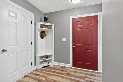 5500 Valencia Park Blvd #1E, Hilliard, OH 43026