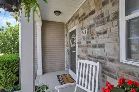 Exterior - 549 Crestview Dr, Lithopolis, OH 43136 photo 11 of 23