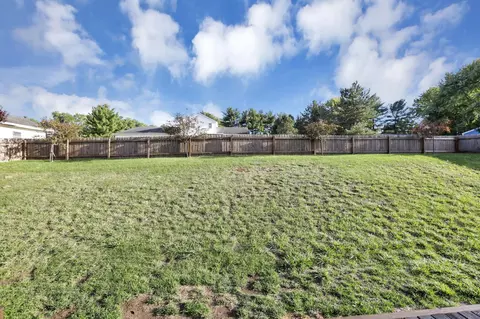 Exterior - 549 Crestview Dr, Lithopolis, OH 43136 photo 9 of 23