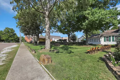 Exterior - 549 Crestview Dr, Lithopolis, OH 43136 photo 17 of 23
