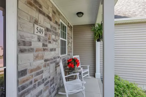 Exterior - 549 Crestview Dr, Lithopolis, OH 43136 photo 10 of 23