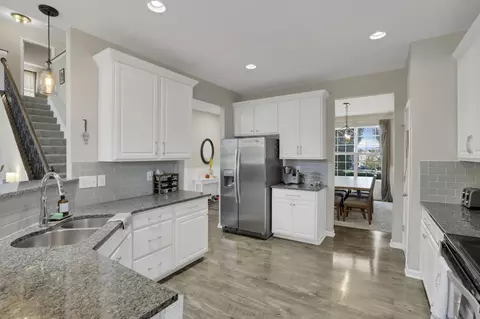 Kitchen - 549 Crestview Dr, Lithopolis, OH 43136 photo 1 of 5