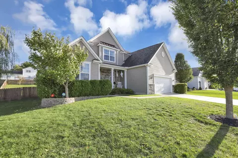 Exterior - 549 Crestview Dr, Lithopolis, OH 43136 photo 2 of 23