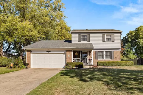 1070 Chenonceaux Dr, Marion, OH 43302