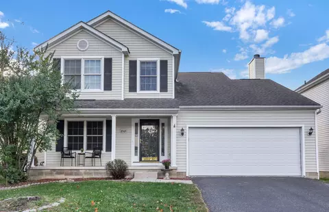 8569 Fernbrook Dr, Lewis Center, OH 43035