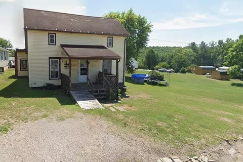 818 S Rhode Island Ave, Wellston, OH 45692