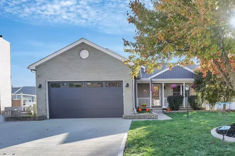 6477 Buckeye Path Dr S, Grove City, OH 43123