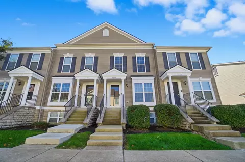 6539 Nottinghill Trail Dr #15, Canal Winchester, OH 43110