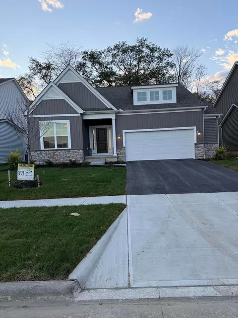 273 Medinah Dr, Commercial Point, OH 43116