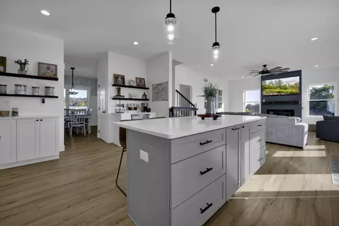 Kitchen - 7181 Long Pond Rd, Cable, OH 43009 photo 1 of 2