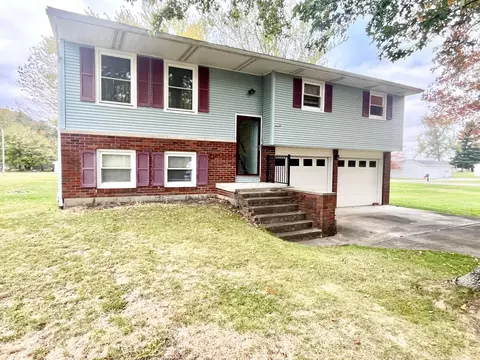 1295 Quarry Rd SE, Lancaster, OH 43130