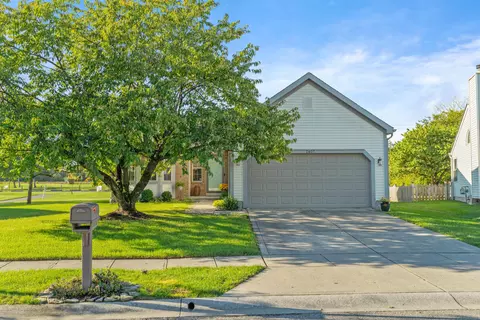 2407 Sunladen Dr, Grove City, OH 43123