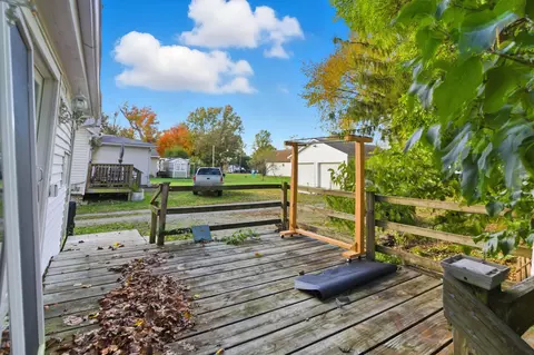 Exterior - 210 State St, Edison, OH 43320 photo 4 of 12