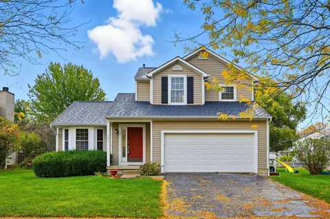 181 Brooksedge Dr, Pataskala, OH 43062