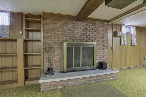 Living - 28671 Chieftain Dr, Logan, OH 43138 photo 4 of 4