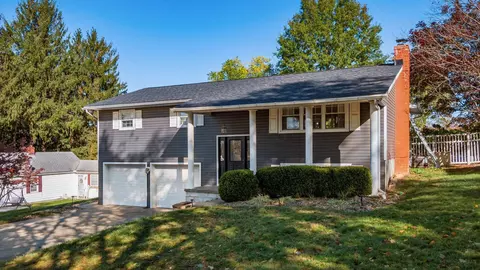 875 Orchard Hill Rd, Zanesville, OH 43701