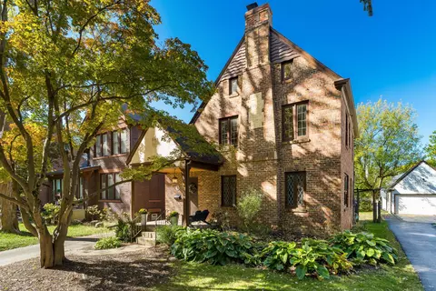 49 N Cassingham Rd, Columbus, OH 43209