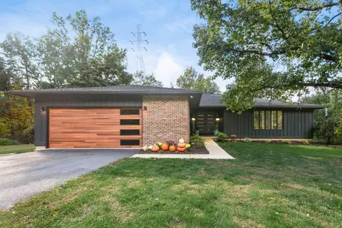 8369 Manitou Dr, Westerville, OH 43081