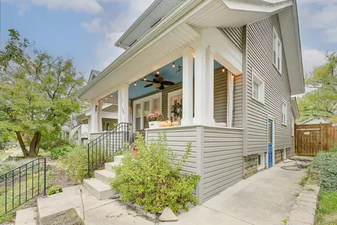 Exterior - 304 E Tulane Rd, Columbus, OH 43202 photo 2 of 14
