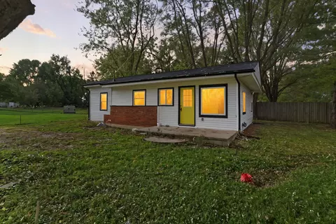 729 N State Route 729 St, Sabina, OH 45169