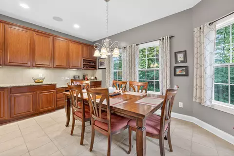 Dining - 5844 Dunheath Loop, Dublin, OH 43016 photo 3 of 4