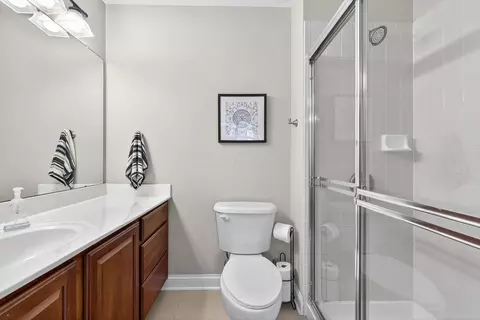 Bath - 5844 Dunheath Loop, Dublin, OH 43016 photo 10 of 14