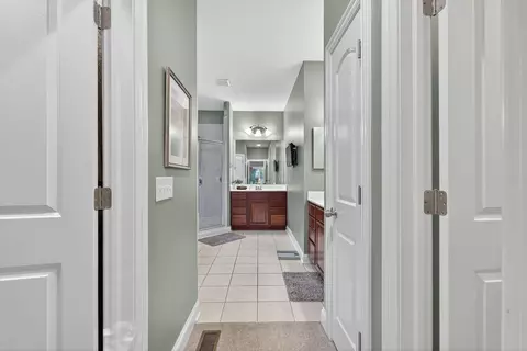 Entry Way - 5844 Dunheath Loop, Dublin, OH 43016 photo 6 of 14