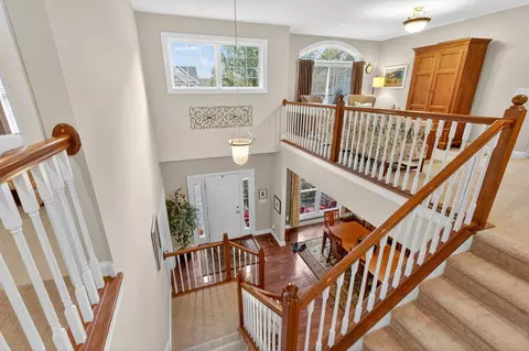 Entry Way - 5844 Dunheath Loop, Dublin, OH 43016 photo 12 of 14