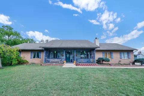 4910 Deeds Rd, Granville, OH 43023